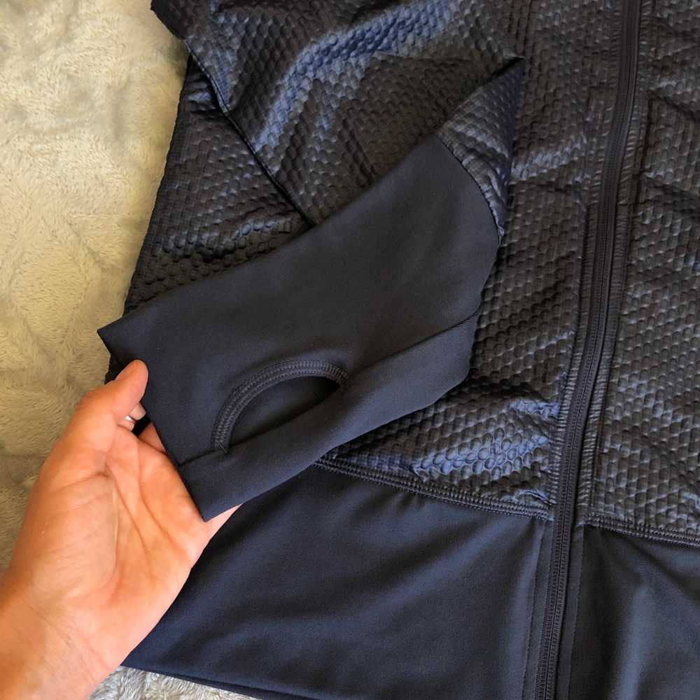 ADIDAS athletic windbreaker jacket - Picture 9 of 13
